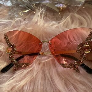 Butterfly sunny glasses